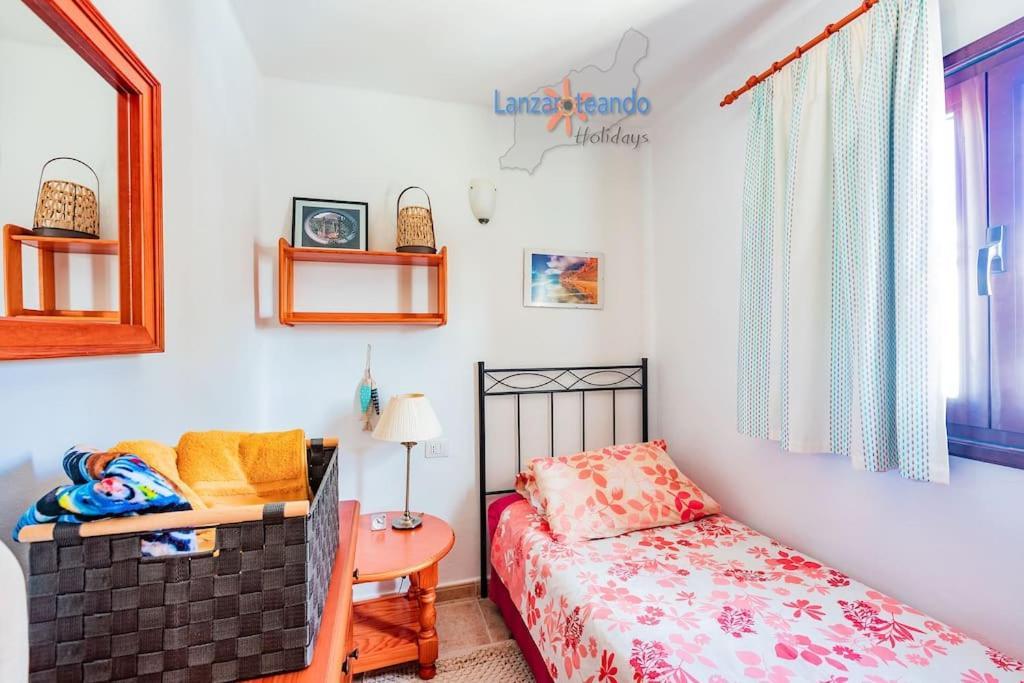 Casita El Faro En Playa Bastian Aircon In The Bedrooms Vv Costa Teguise Eksteriør bilde
